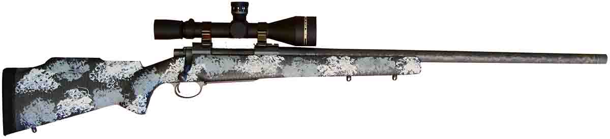 A Nosler Model 48 Long Range Carbon with a Leupold VX-3i Long RangePrecision 4.5-14x 50mm scope with a front focal plane and TMR reticlewas used to test the .27 Nosler.